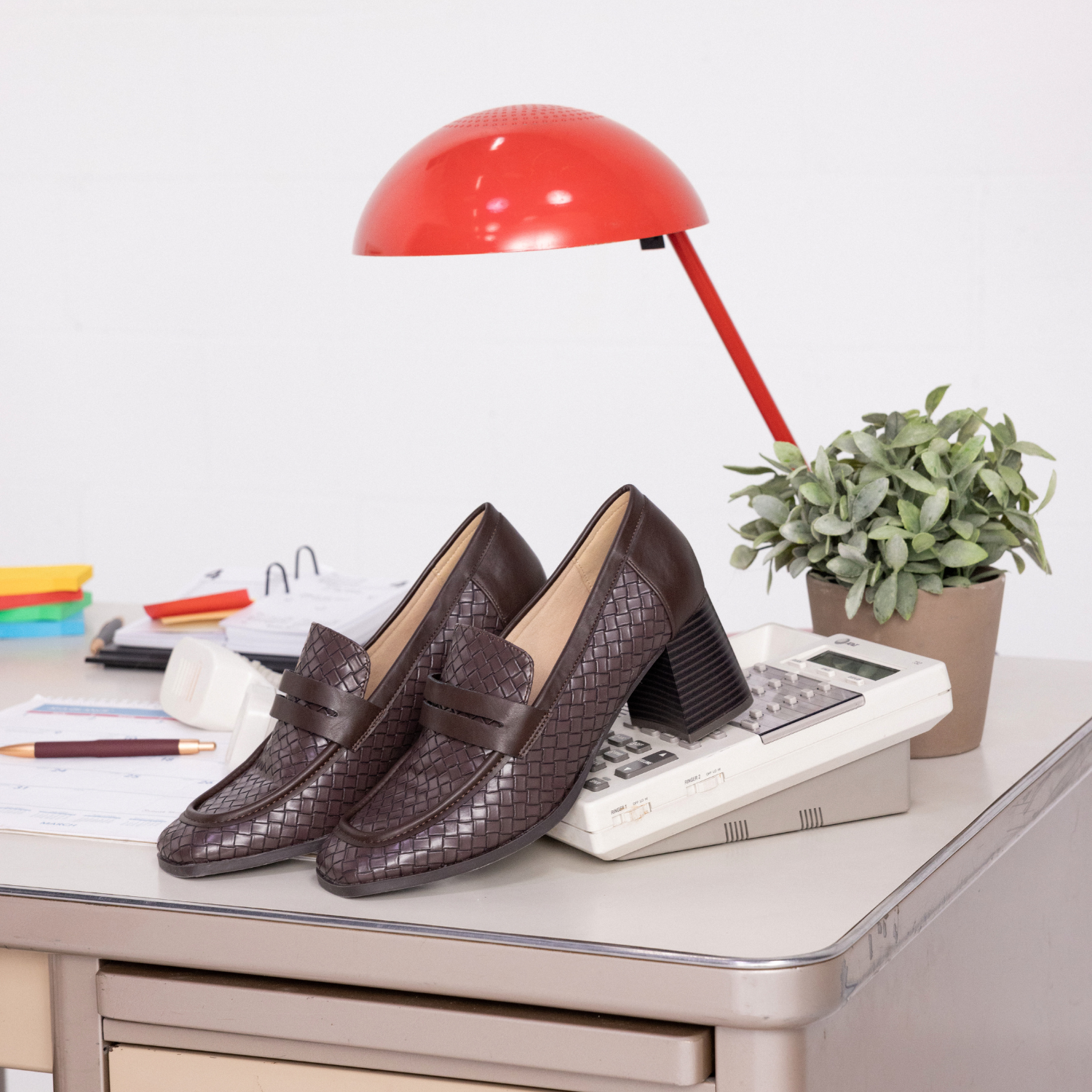 Journee MALLEAH BLOCK HEEL LOAFERS - Chocolate Woven