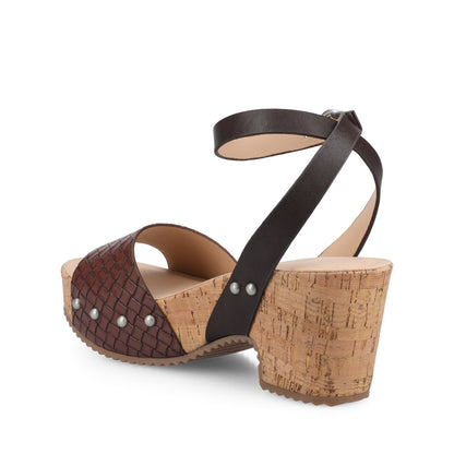 Journee VANESSA PLATFORM CLOG SANDALS - Chocolate Woven