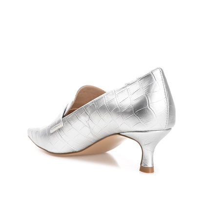 Journee CELINA KITTEN LOAFER HEELS IN CROCO - Silver Croco