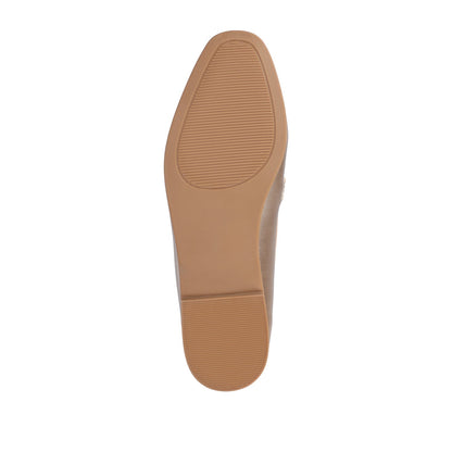 Journee MIZZA LOAFER FLATS IN VEGAN LEATHER - Champagne PU
