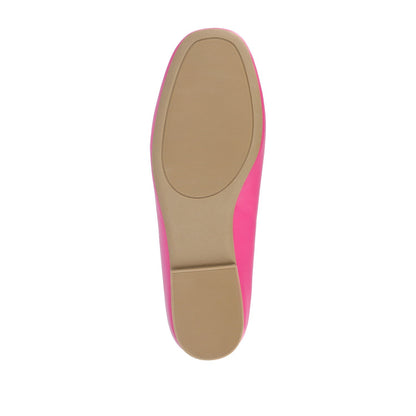 Journee WRENN LOAFER FLATS IN VEGAN LEATHER - Fuchsia PU