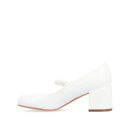 Journee OKENNA MARY JANE PUMP HEELS - White