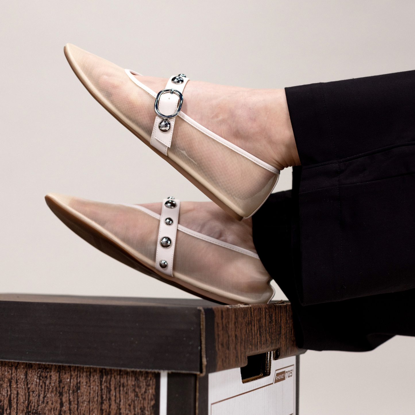 Journee NAVEAH BALLET FLATS - Bone Mesh
