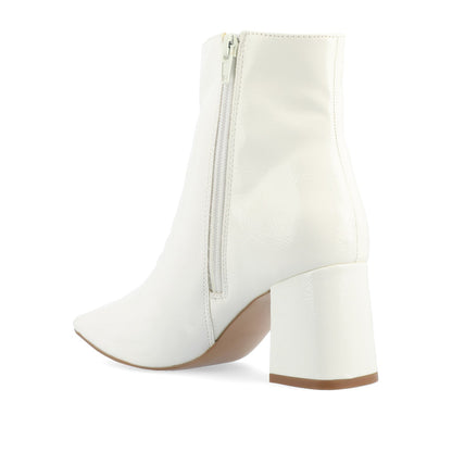 Journee HAYLINN SQUARE TOE BOOTIES - White Patent