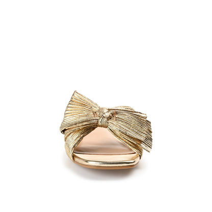 Journee SERLINA PLEATED SLIDE SANDALS IN FOIL - Gold PU 2