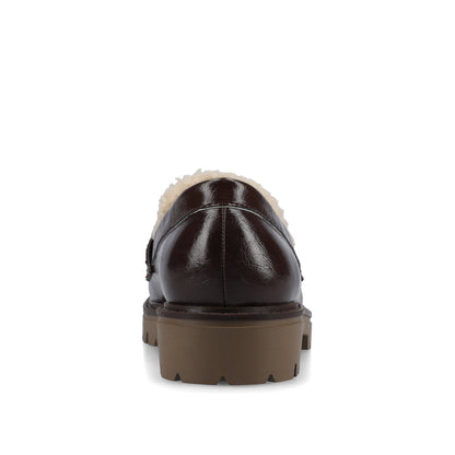 Journee JESSAMEY LOAFER FLAT - Crinkle Brown Sherpa