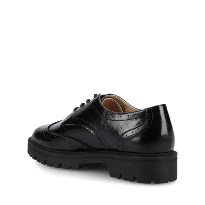 Journee CLAUDIYA OXFORD LOAFER IN VEGAN LEATHER - Black Patent