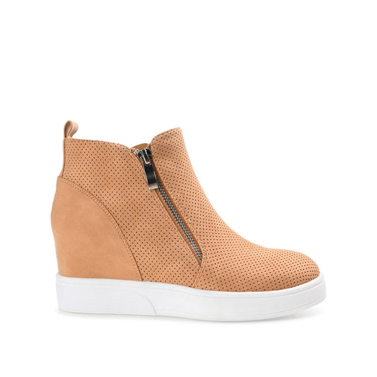 Journee PENNELOPE WEDGE SNEAKERS IN VEGAN LEATHER - Tan