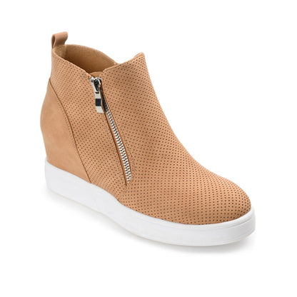 Journee PENNELOPE WEDGE SNEAKERS IN VEGAN LEATHER - Tan