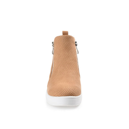 Journee PENNELOPE WEDGE SNEAKERS IN VEGAN LEATHER - Tan