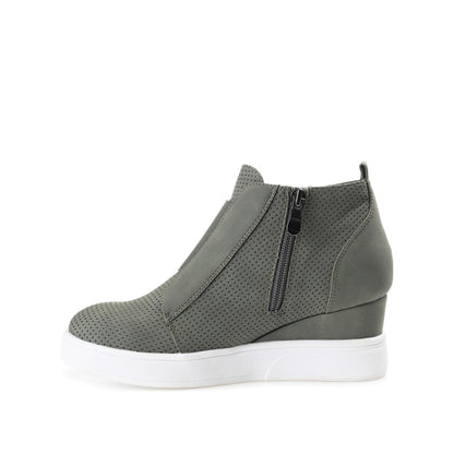 Journee CLARA WEDGE SNEAKERS IN VEGAN LEATHER - Olive PU