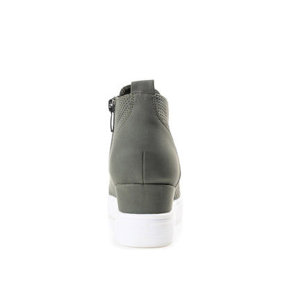 Journee CLARA WEDGE SNEAKERS IN VEGAN LEATHER - Olive PU