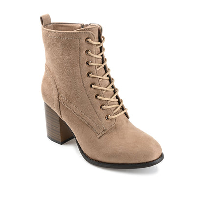 Journee BAYLOR LACE-UP BOOTIES IN WIDE - Taupe Suede