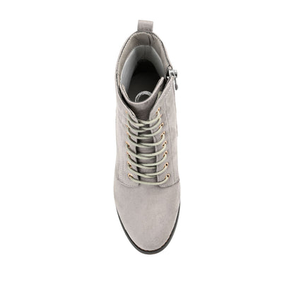 Journee BAYLOR LACE-UP BOOTIES IN WIDE - Grey Faux Suede