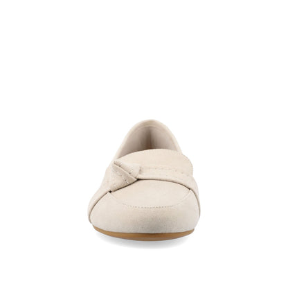 Journee MARCI FAUX SUEDE LOAFER FLATS IN WIDE - Bone