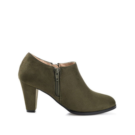 Journee SANZI ZIP-UP BOOTIES IN WIDE - Olive