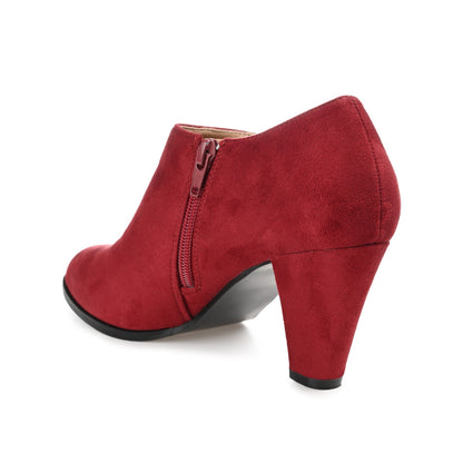 Journee SANZI ZIP-UP BOOTIES IN WIDE - Wine