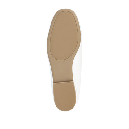 Journee WRENN PRINTED LOAFER FLATS IN WIDE - White Lizard