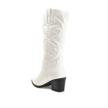 Journee CHANTRY COWGIRL VEGAN LEATHER BOOTS IN WIDE CALF - White PU