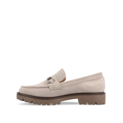Journee JESSAMEY HORSE BIT LOAFER FLATS - Grey Faux Suede