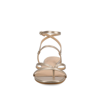 Journee SERISSA CRISSCROSS SANDAL IN VEGAN LEATHER - Champagne