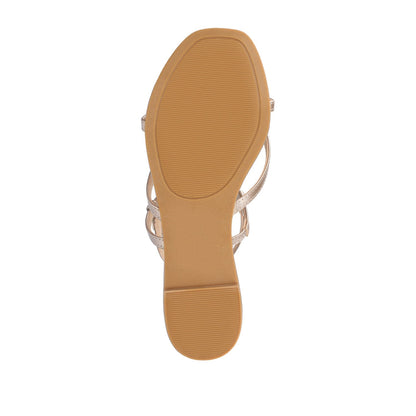 Journee SERISSA CRISSCROSS SANDAL IN VEGAN LEATHER - Champagne