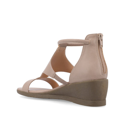 Journee TRAYLE GLADIATOR SANDALS IN VEGAN LEATHER - Taupe PU