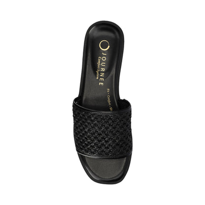 Journee PRISILLA SLIDE SANDALS IN STATEMENT - Black Open Raffia