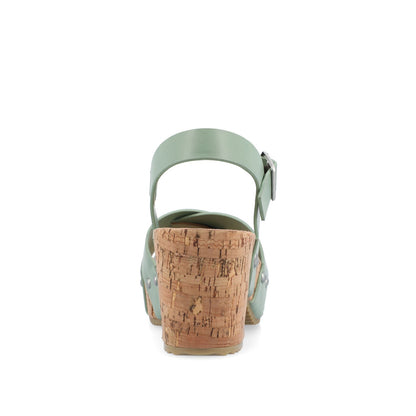 Journee VALENTINA HEELED SANDALS IN VEGAN LEATHER - Green