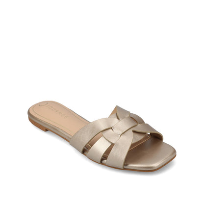 Journee ARRINA SLIDE SANDALS IN BASIC PATENT - Champagne PU