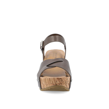 Journee VALENTINA HEELED SANDALS IN VEGAN LEATHER - Brown