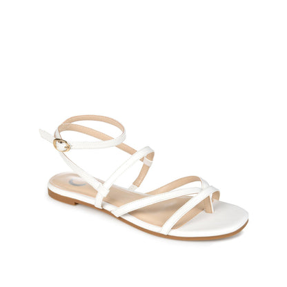 Journee SERISSA CRISSCROSS SANDAL IN VEGAN LEATHER - White