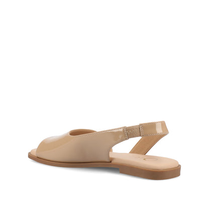 Journee BRINSLEY CUTOUT SANDALS IN PATENT - Nude Patent