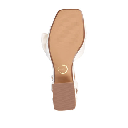 Journee ZEVI STRAPPY BLOCK HEELS IN VEGAN LEATHER - White PU