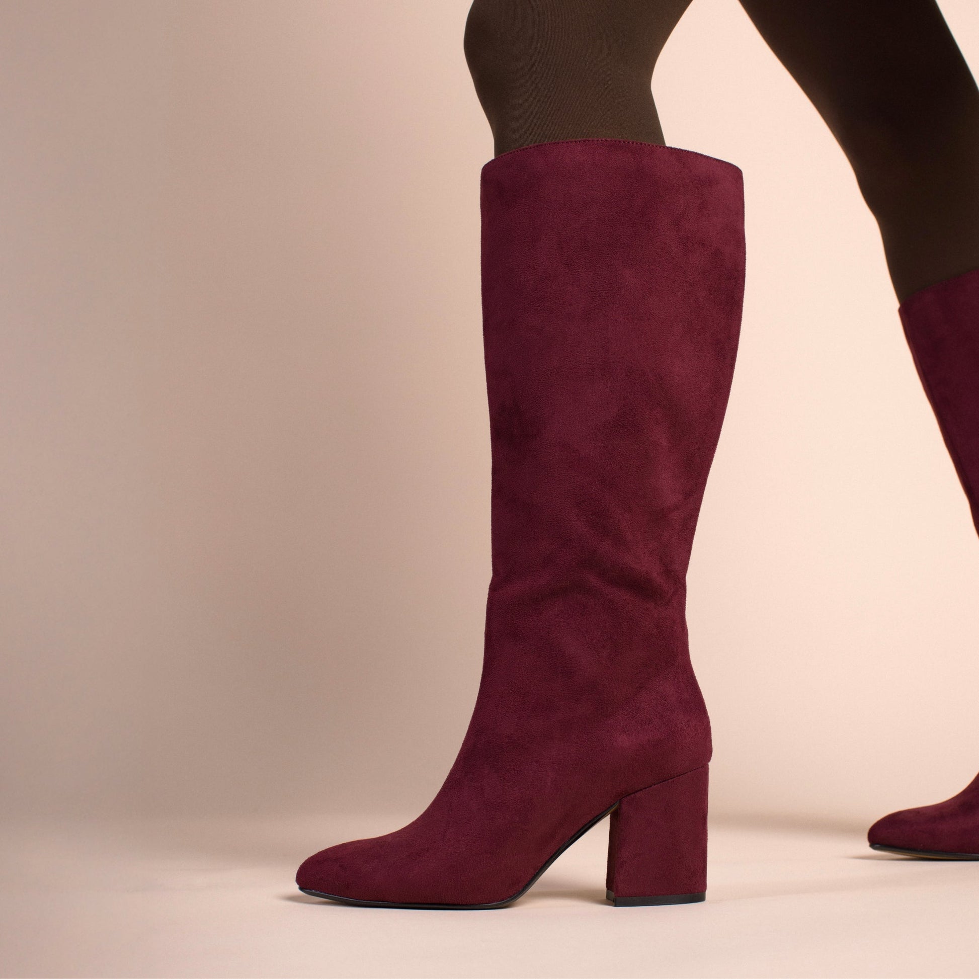 Journee AMEYLIA KNEE-HIGH BOOTS - Beige Faux Suede