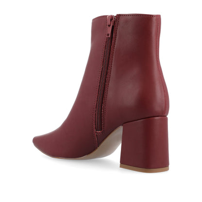 Journee HAYLINN VEGAN LEATHER BOOTIES IN WIDE - Brick PU