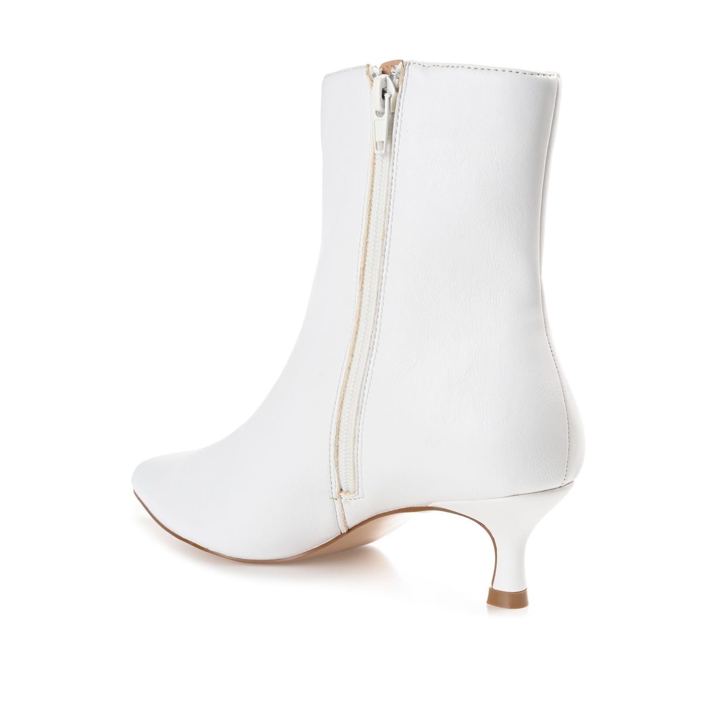 Journee ARELY POINTED TOE BOOTIES IN WIDE - White PU