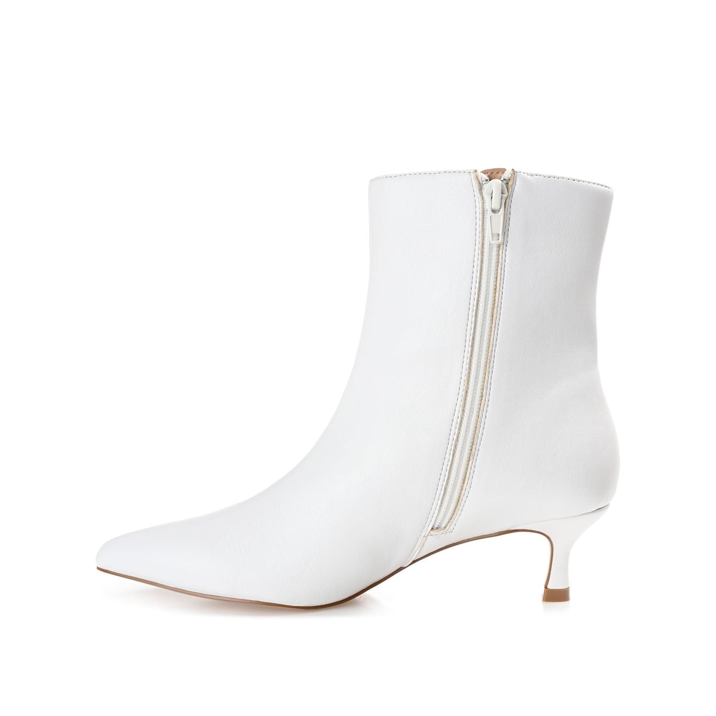 Journee ARELY POINTED TOE BOOTIES IN WIDE - White PU