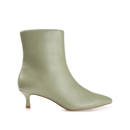 Journee ARELY POINTED TOE BOOTIES IN WIDE - Green PU