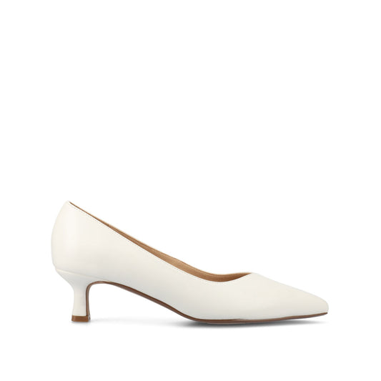 Journee PAMMIE VEGAN LEATHER KITTEN HEELS IN WIDE - White PU