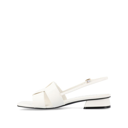 Journee TABATHA LOW BLOCK HEELS IN VEGAN LEATHER - White