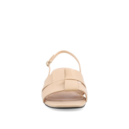 Journee TABATHA LOW BLOCK HEELS IN VEGAN LEATHER - Nude