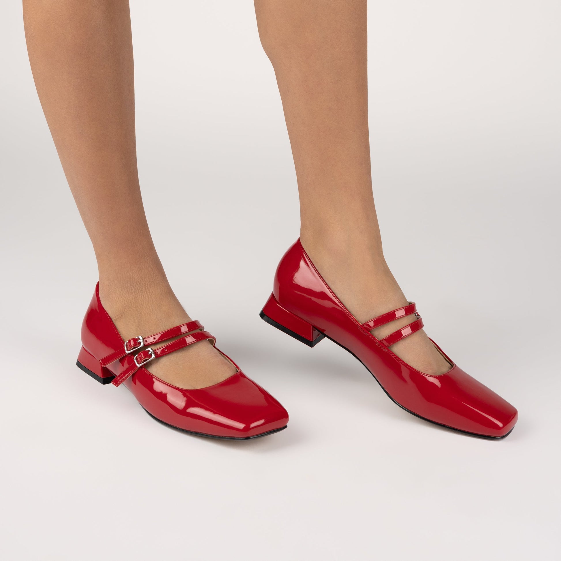 Journee GREDAH MARY JANE FLATS IN VEGAN LEATHER - Red Patent