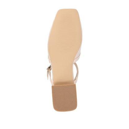 Journee GRETCHENN HEELED FLATS IN PATENT - Beige