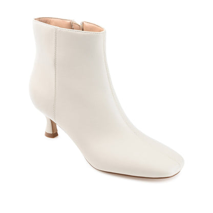 Journee KELSSA POINTED TOE BOOTIES IN WIDE - Bone