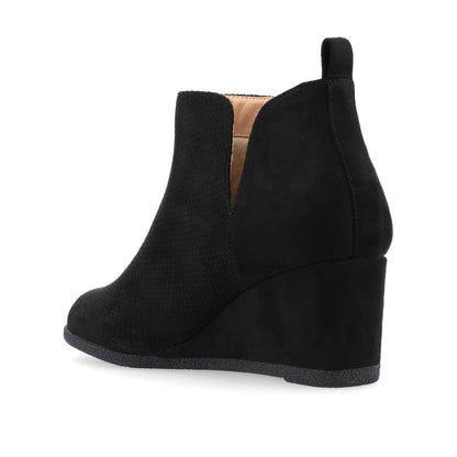 Journee MYLEE WEDGE HEELED BOOTIES IN WIDE - Black