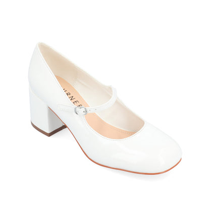 Journee OKENNA MARY JANE PUMP HEELS IN WIDE - White