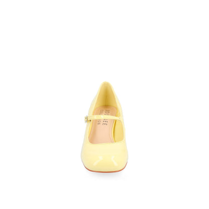 Journee OKENNA MARY JANE PUMP HEELS IN WIDE - Yellow