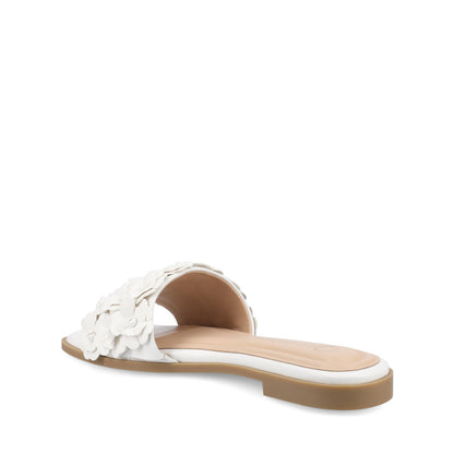 Journee AZALEA SLIP ON SANDALS - White
