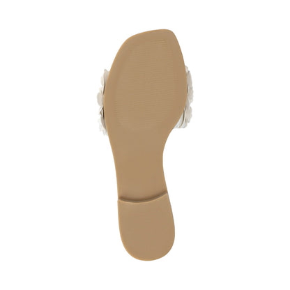 Journee AZALEA SLIP ON SANDALS - White